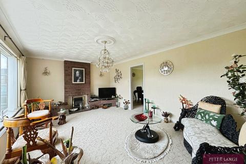 3 bedroom detached house for sale, 15 Bryn Coed, St. Asaph, Denbighshire, LL17 0DQ