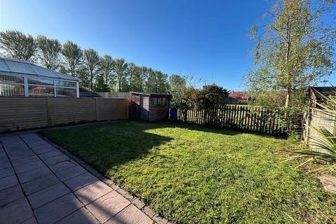 4 bedroom detached house for sale, Barleigh Road, Hull