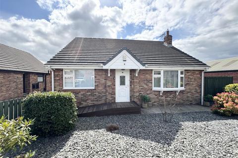3 bedroom detached bungalow for sale, Steeple Avenue, Grange Moor, WF4 4TG