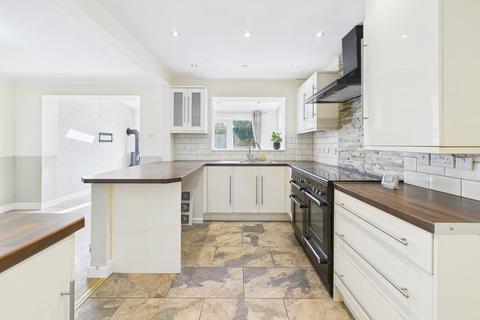 4 bedroom detached house for sale, Elizabeth Close, West Hallam, Ilkeston, Derbyshire, DE7 6LW