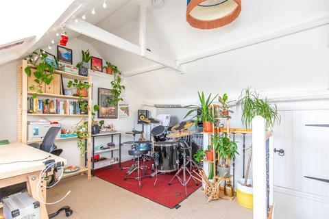 1 Belgrave Hill, Bristol, BS8 2UA