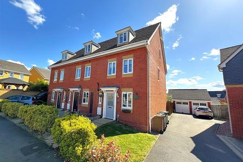 Chepstow Road, Corby NN18