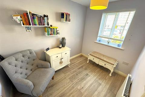 32 Chepstow Road, Corby, NN18 8QR