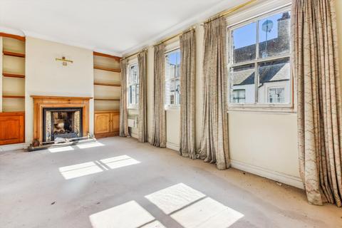 3 bedroom terraced house for sale, Montagu Mews South, London, W1H