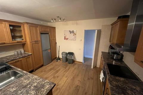 undefined, Oundle Avenue, Bushey WD23