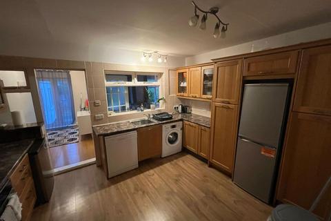undefined, Oundle Avenue, Bushey WD23