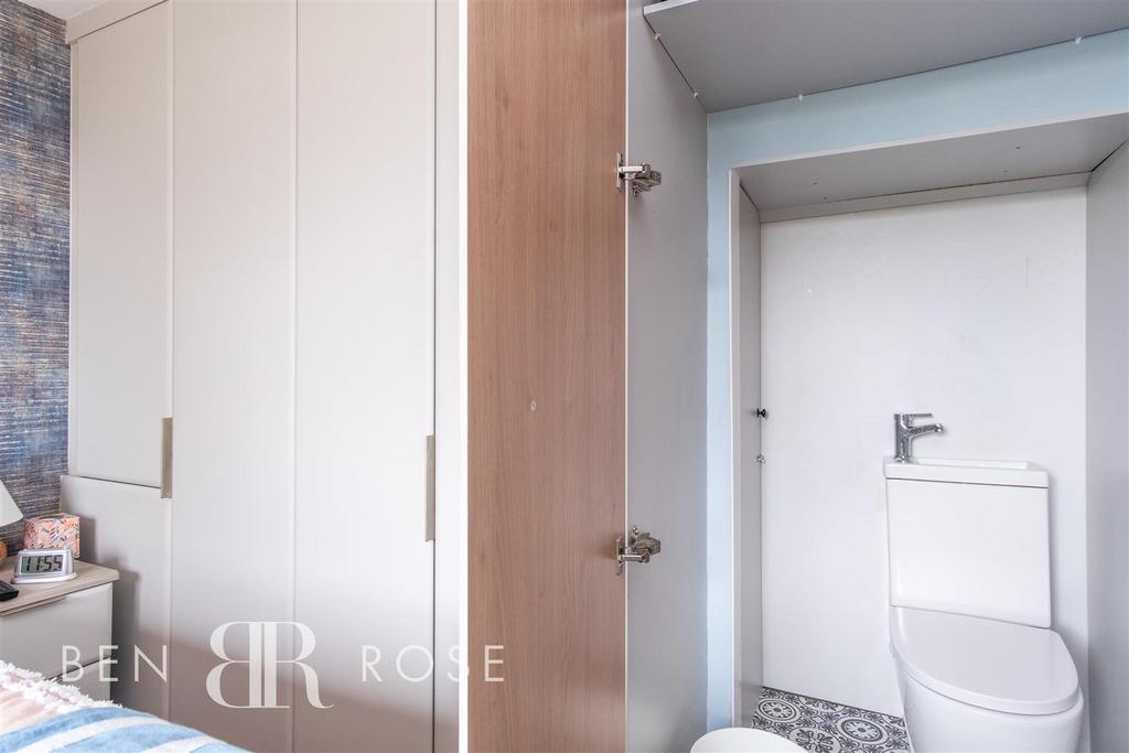 Master Ensuite