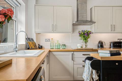 28 Yewlands, Sawbridgeworth, CM21 9NP