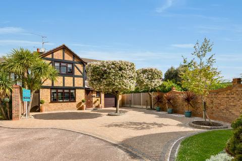 4 bedroom detached house for sale, Buckland, Bournes Green School Catchment, Shoeburyness, Essex, SS3