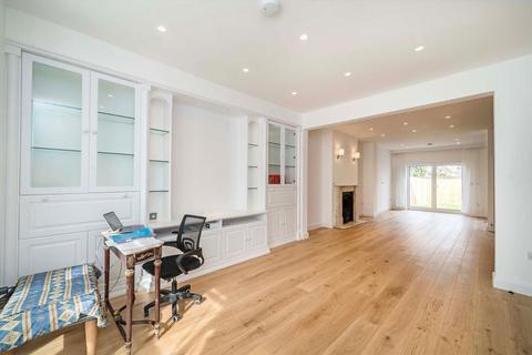 4 bedroom semi-detached house to rent, Eastfields Road, London W3