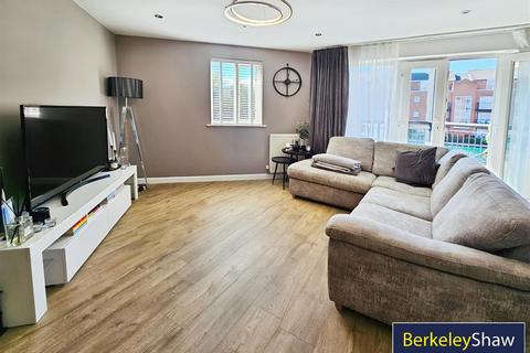 2 bedroom apartment to rent, Ellerman Road, Liverpool