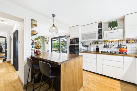 4 bedroom detached house for sale, Eardisland Road, Tuffley, Gloucester, Gloucestershire, GL4