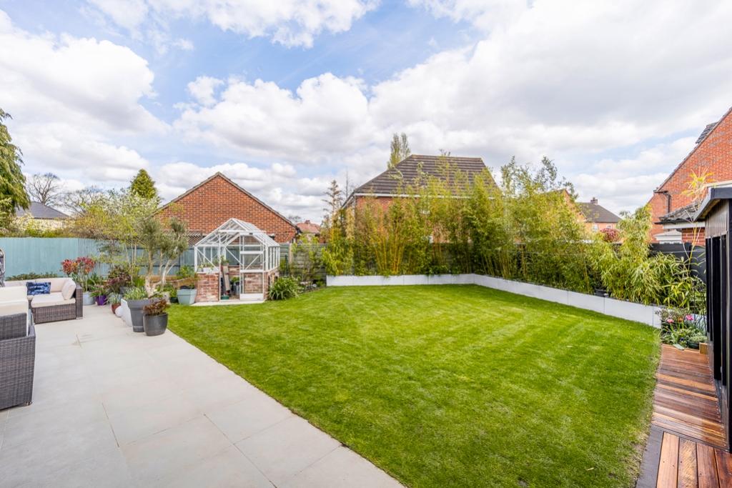 6 Marriner Crescent (Lincoln)-9