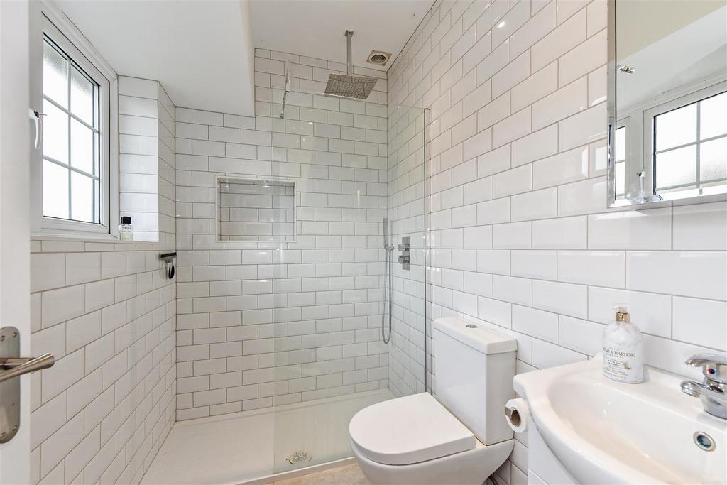En Suite Shower Room