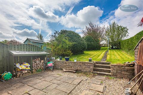 34 Cross Lane, Stocksbridge, Sheffield, S36 1AY