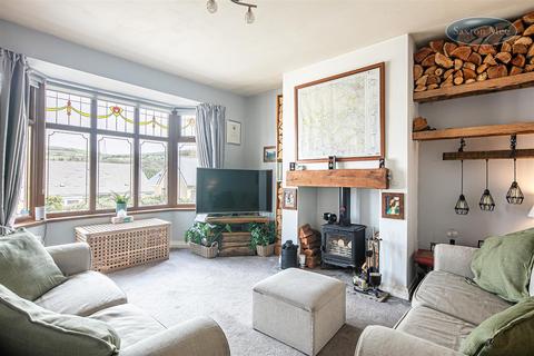 34 Cross Lane, Stocksbridge, Sheffield, S36 1AY