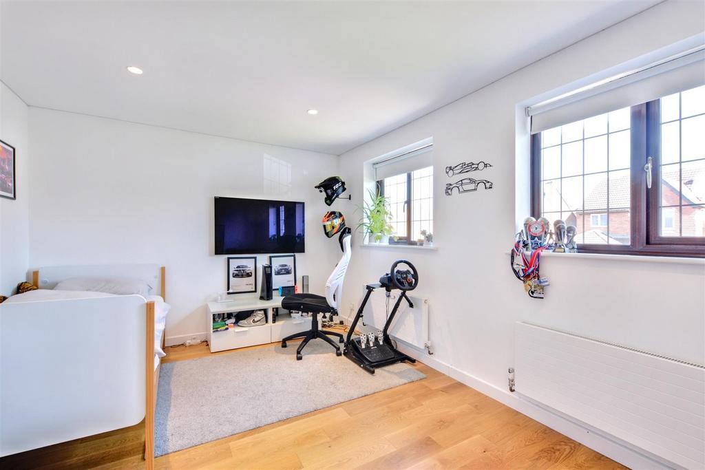Bedroom 2 1.jpeg