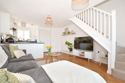 2 bedroom terraced house for sale, Captains Parade, East Cowes PO32