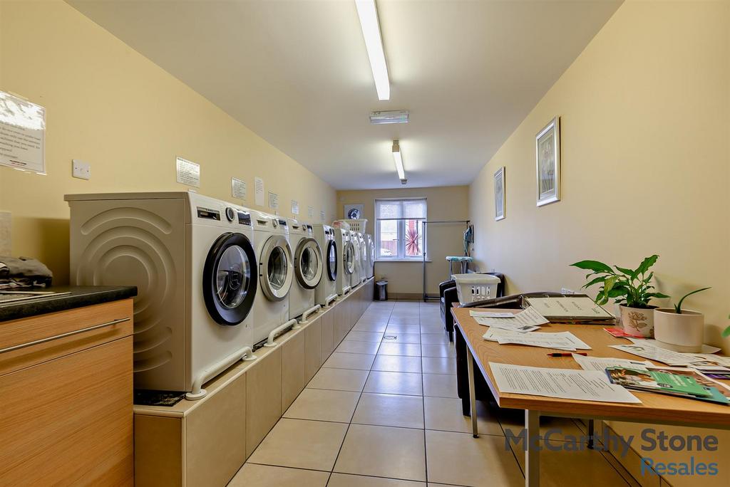 8641839-interior15-800.jpg