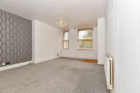 2 bedroom flat for sale, Hillside Street, Hythe, Kent