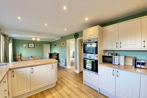 5 bedroom detached house for sale, 43 Kingfisher Drive, Aiskew, Bedale