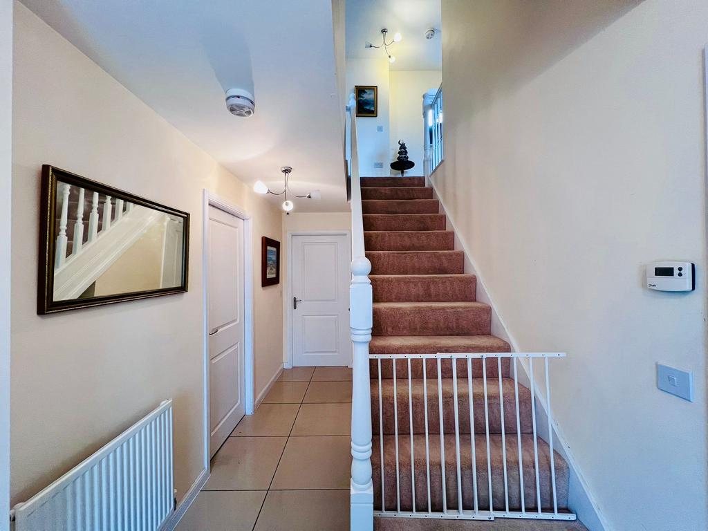HALLWAY (2).jpeg