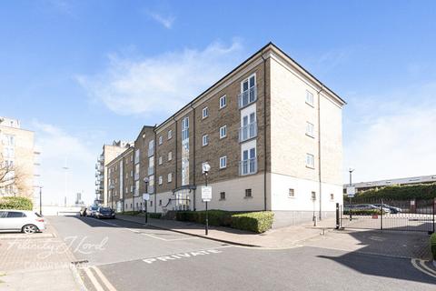 Millennium Drive, London E14