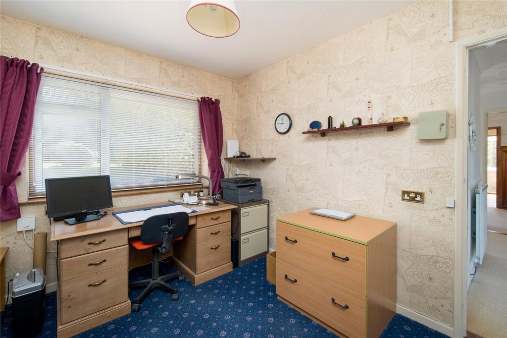 Bedroom/Study