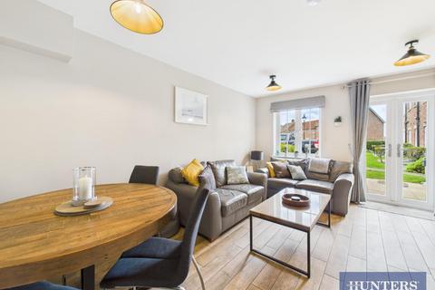 2 bedroom end of terrace house for sale, Sunrise Drive, Filey