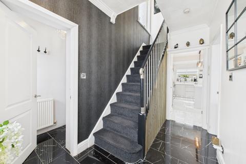 294 Warminster Road, Sheffield, S8 8PT