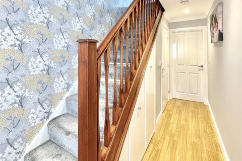 10 Woolscroft View, Hemingfield, Barnsley, S73 0AX