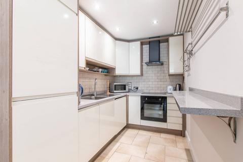 2 bedroom flat for sale, Willesden Lane, Willesden Green, London, NW2