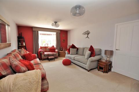 3 Hare Park, Drakelow, Burton-on-trent, DE15 9FU