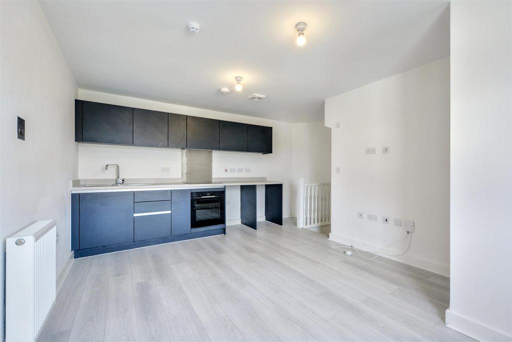 Open Plan Living/Dining Kitchen