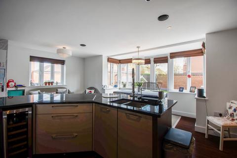 5 bedroom detached house for sale, Millias Close, Brough HU15