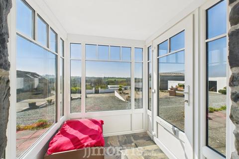 6 bedroom property with land for sale, Berthlwyd, Llanarth SA47 0PF