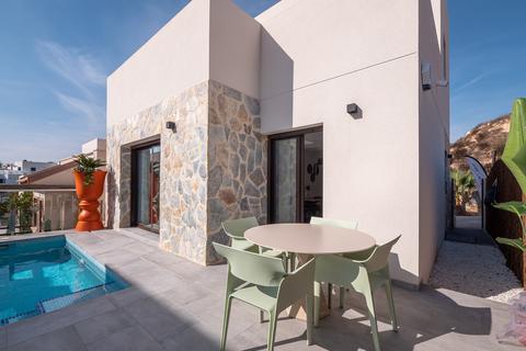 3 bedroom villa, Pau 8-Canal Nte.