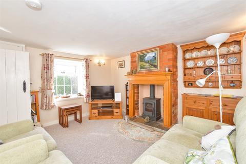 2 bedroom terraced house for sale, Camp Road, Freshwater PO40