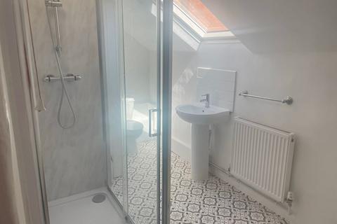 1 bedroom flat for sale, Warwick Road