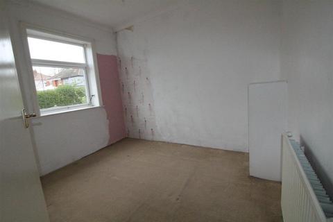 6 Ashbourne Oval, Bradford, BD2 4DH