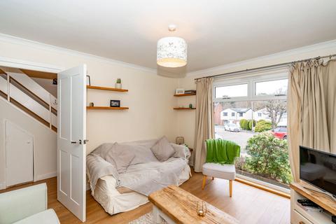 19 Buckstone Lea, Edinburgh, EH10 6XE
