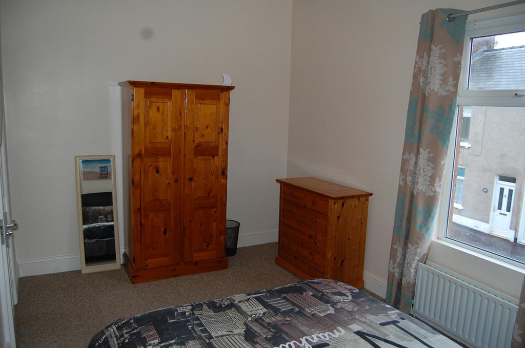 Bedroom 1.2