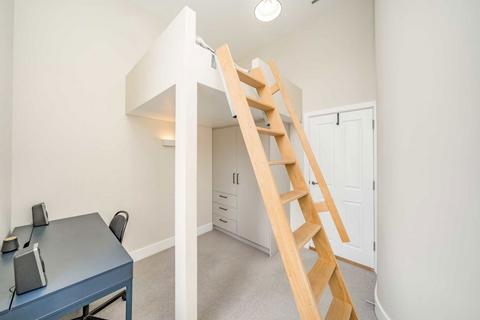 3 bedroom flat for sale, Tollington Park, London N4