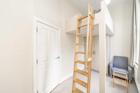3 bedroom flat for sale, Tollington Park, London N4