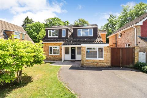 7 Abbots Close, Fleet, GU51 3RF
