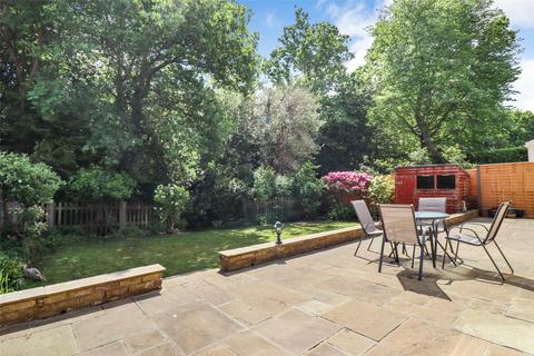 7 Abbots Close, Fleet, GU51 3RF