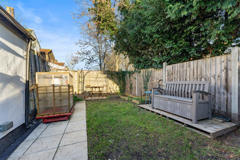 24a Prince Road, London, SE25 6NW