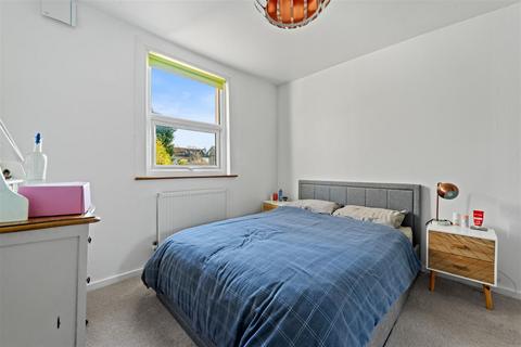 24a Prince Road, London, SE25 6NW
