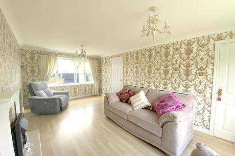 30 Melrose Way, Grimsby, DN37 9HZ