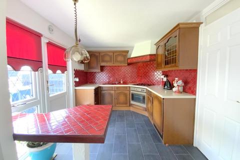 30 Melrose Way, Grimsby, DN37 9HZ